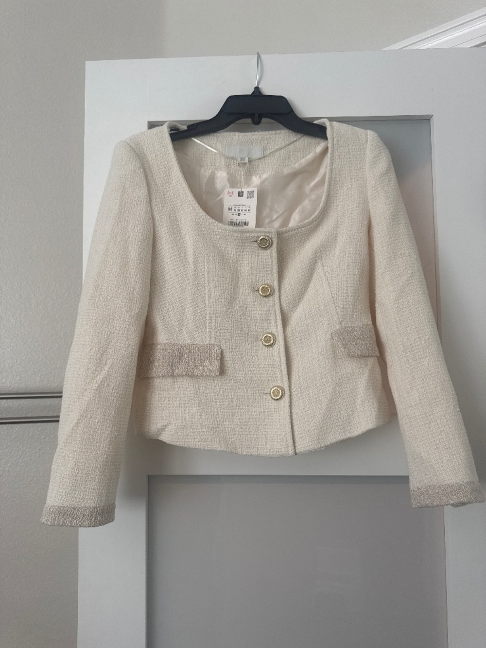 New with tags- retells for $99- Zara jacket size medium-